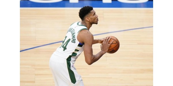 Giannis Antetokounmpo hat 8 Jahre auf ein Meisterschaftsfinale gewartet